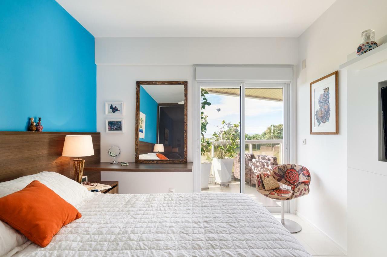 Apartamento Com 4 Suites Pe Na Areia フロリアノポリス エクステリア 写真